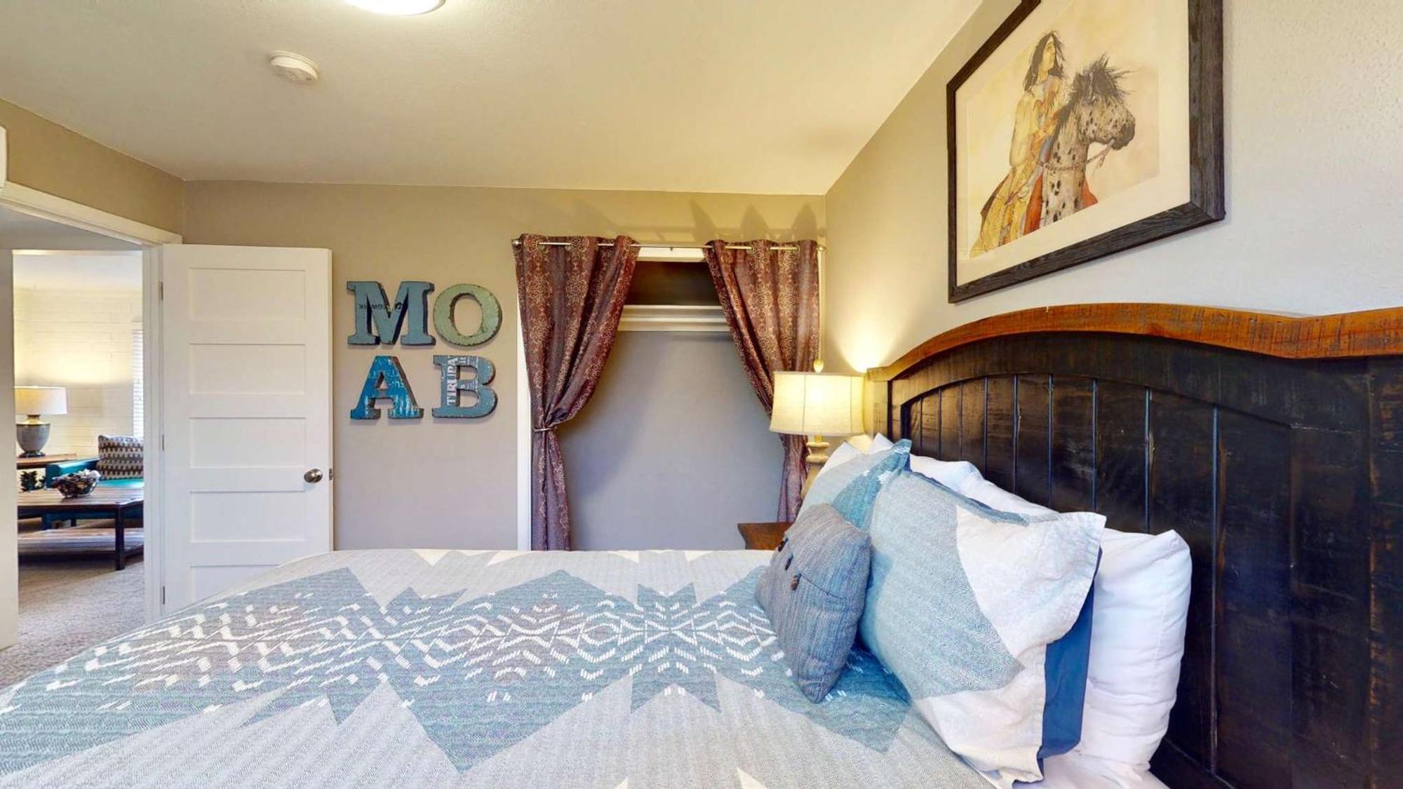 Downtown Cozy Home Base - Purple Sage 8 モアブ エクステリア 写真