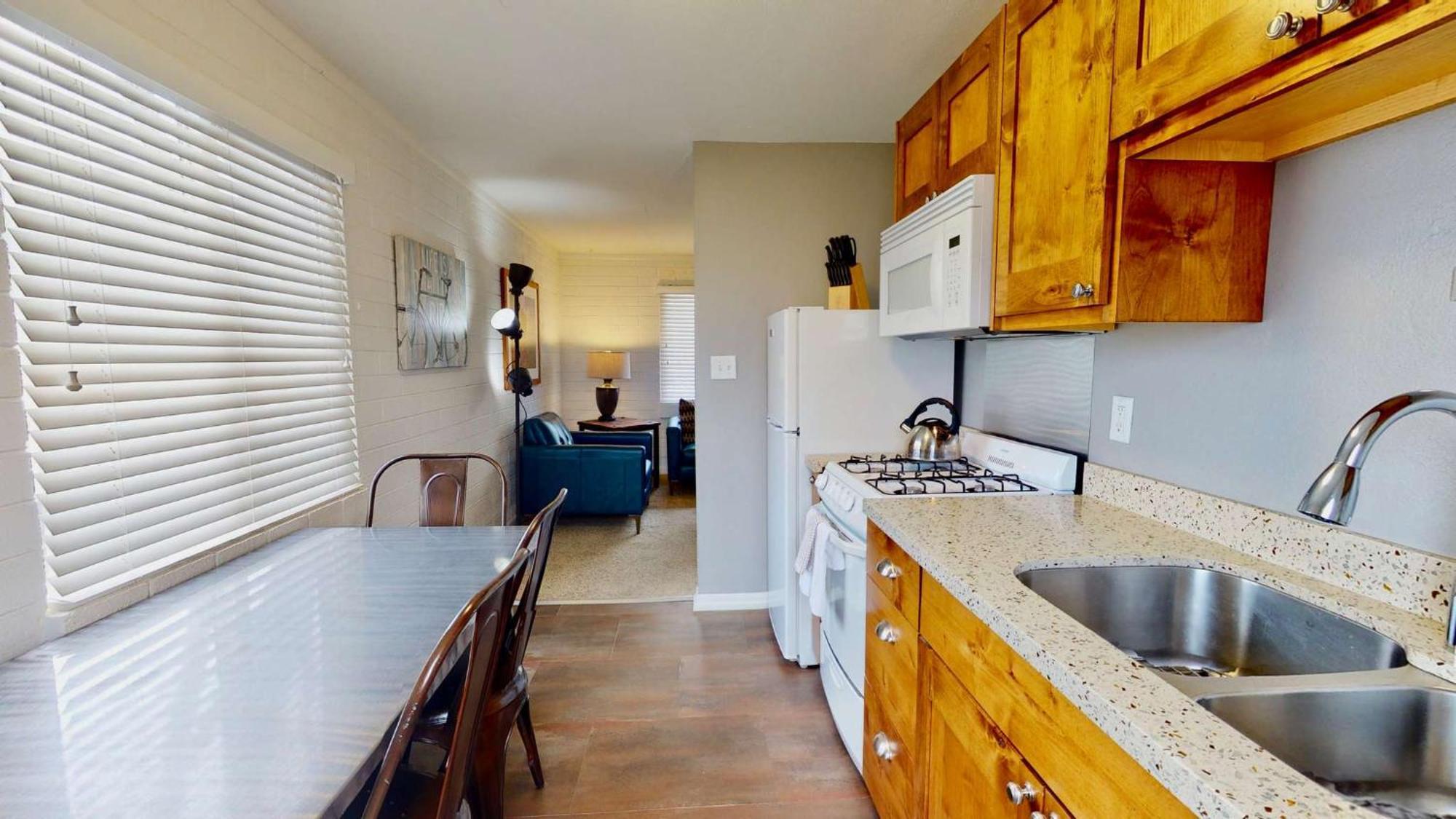 Downtown Cozy Home Base - Purple Sage 8 モアブ エクステリア 写真