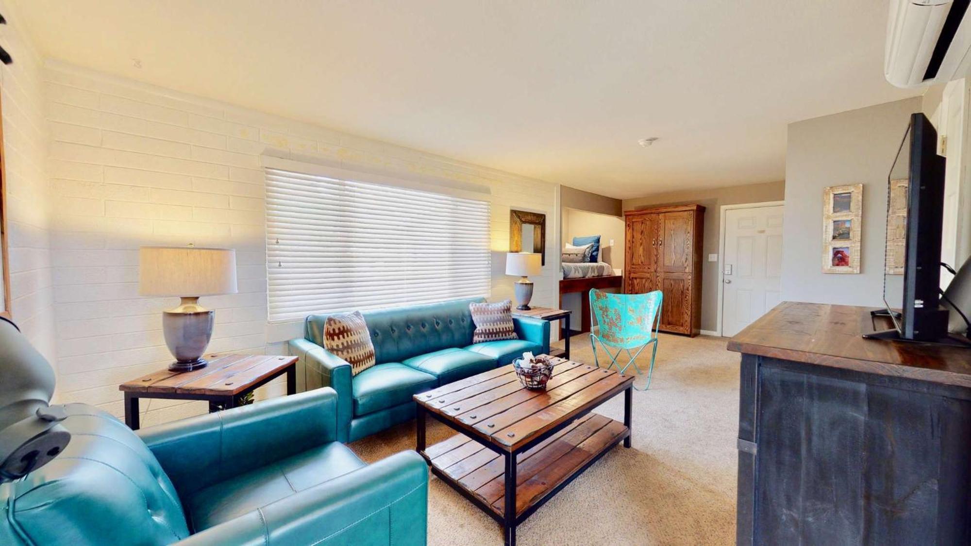 Downtown Cozy Home Base - Purple Sage 8 モアブ エクステリア 写真