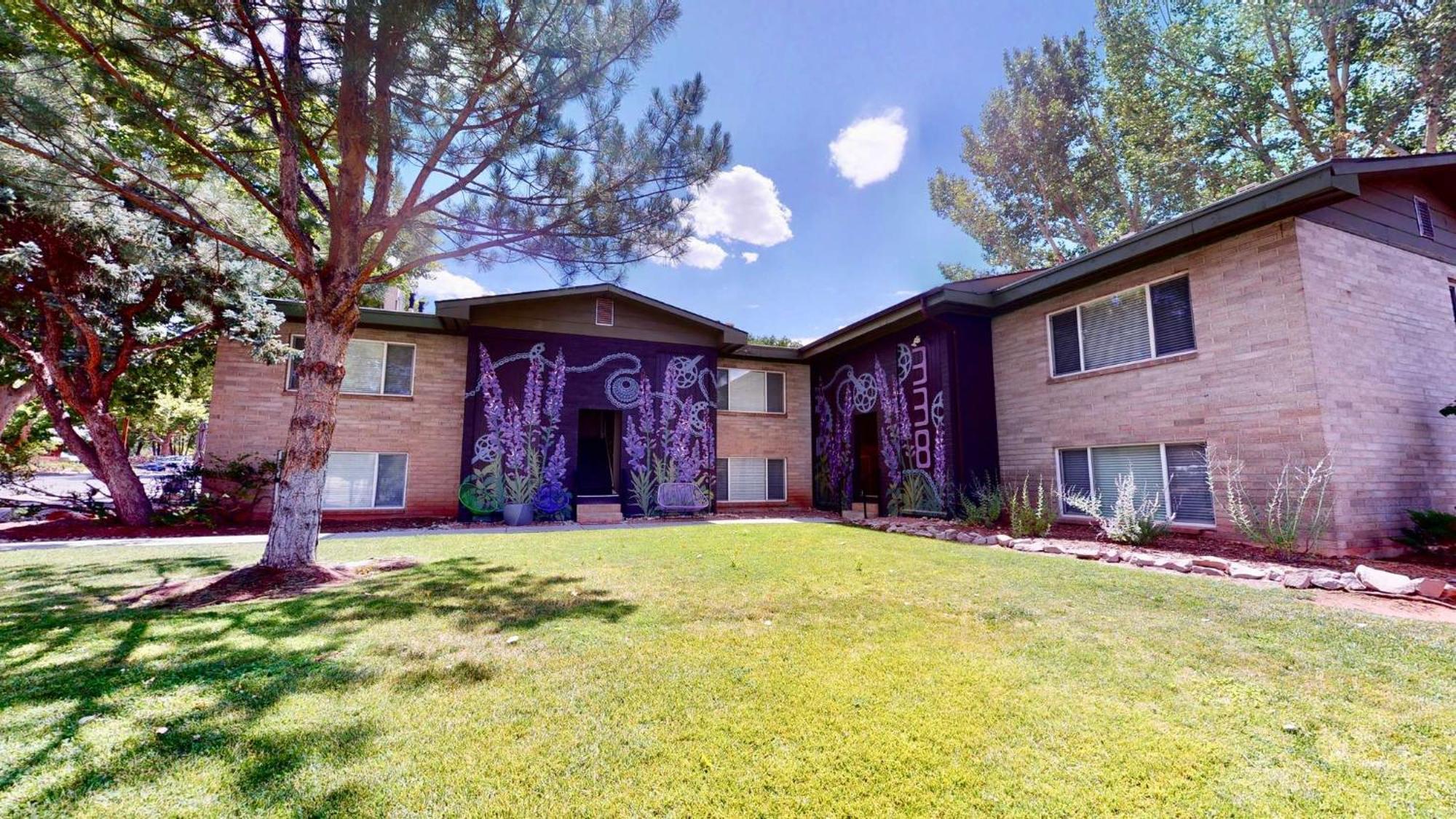 Downtown Cozy Home Base - Purple Sage 8 モアブ エクステリア 写真